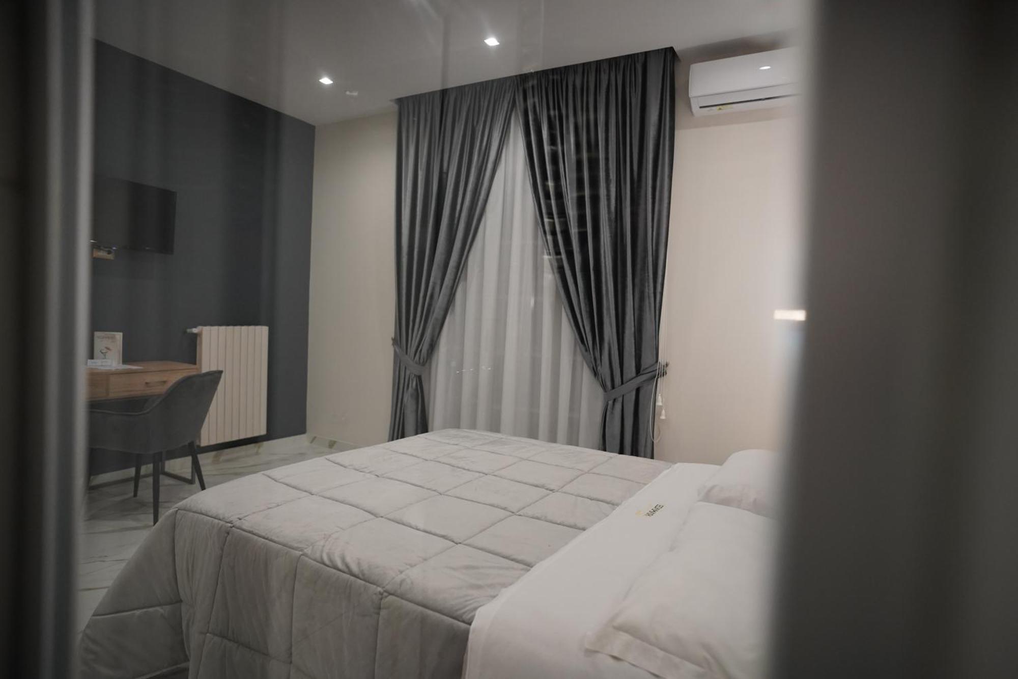 Redamare Hotel